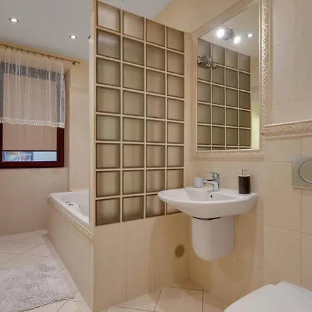 Apartmán Center 4 - Jacuzzi By Grand